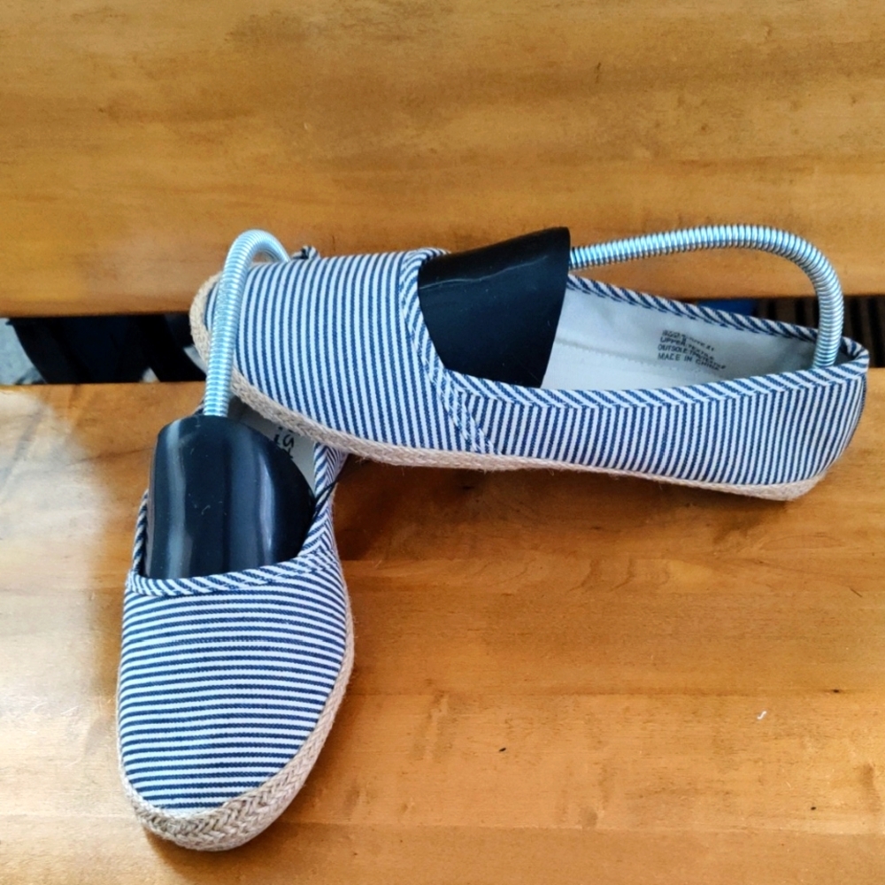 NWOT Twisted Jute 1 Espadrilles Size 9 Blue And White Slip Ons